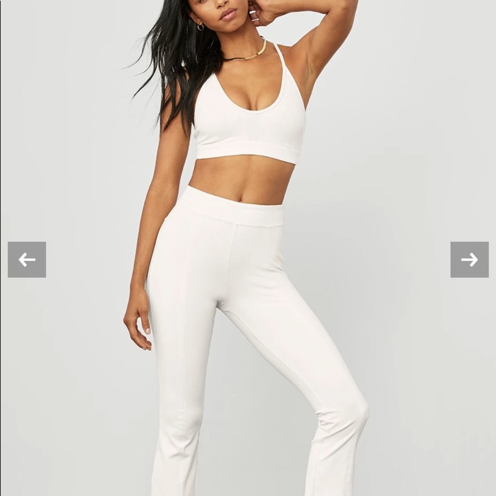 Alo Airbrush high-waist Flutter Leggings new with tags